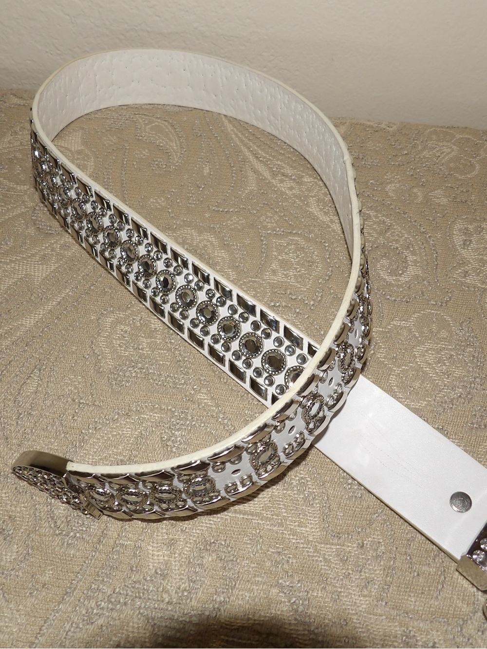 White Rhinestone Statement Belt - Picture 3 of 7